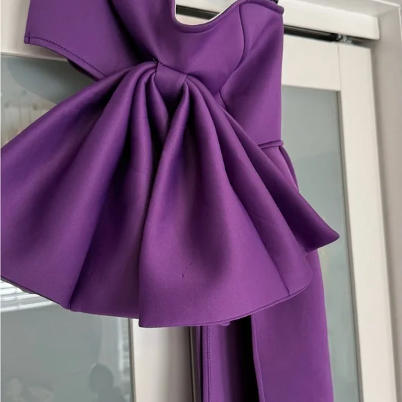 Beautiful purple top- Size small - Picture 9 of 9